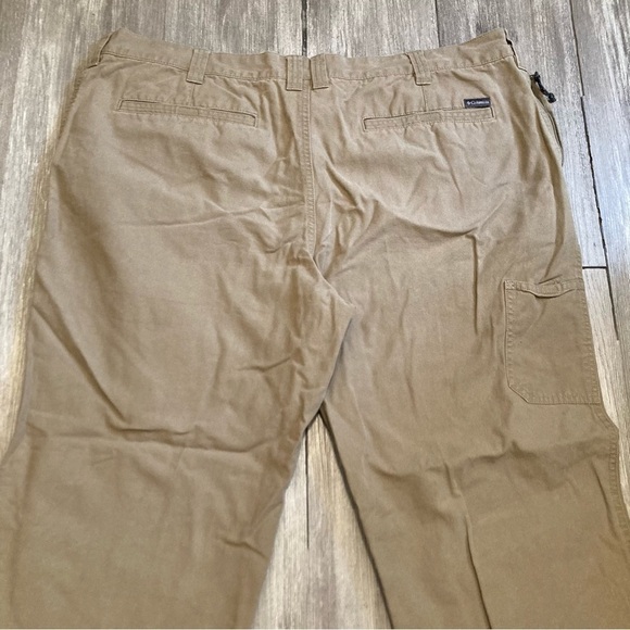 Columbia Sportswear Hiking‎ Pants AM8066 Khaki Men's Size 44W x 30L - Picture 8 of 10